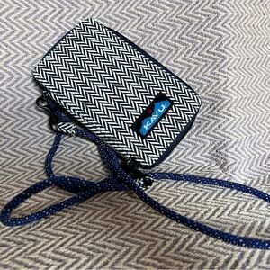 KAVU Zigzag Black and White Crossbody Bag